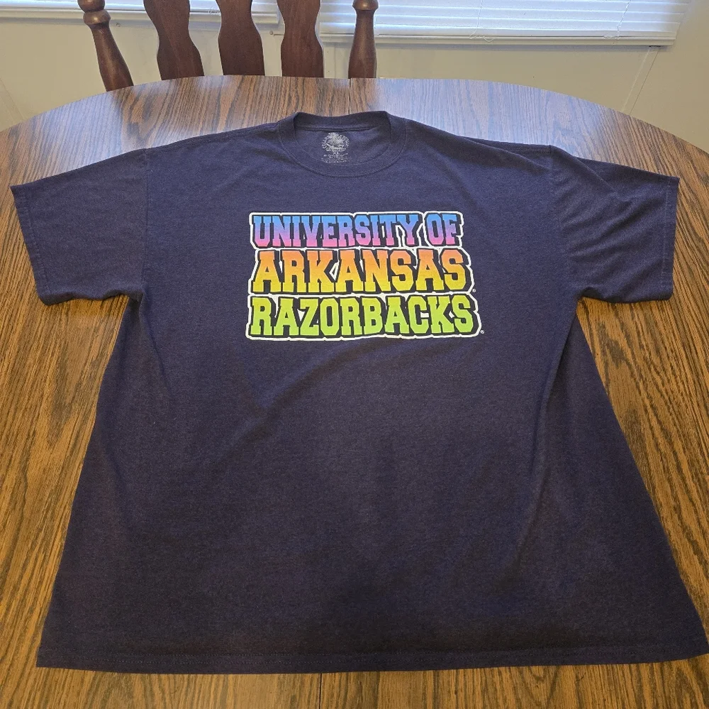 Arkansas Razorbacks Tshirt - Picture 1 of 5